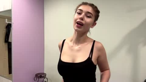 Snapshot of brittniboensch chatting on July 24, 2026, 2:37 pm Nova online show from July 24, 2026, 2:37 pm