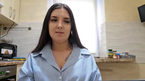 Snapshot of brittnisamsel chatting on December 20, 2025, 10:33 am Mila online show from December 20, 2025, 10:33 am