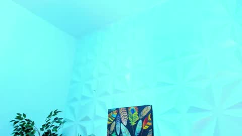 BRIYIT     online show from February 20, 2025, 4:07 am