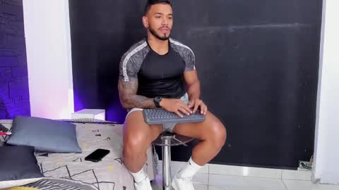 brock_hurn online show from September 16, 2025, 8:43 pm