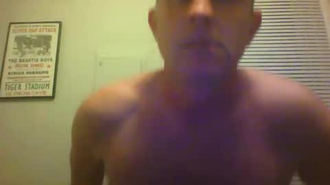 brodyb545755 online show from April 2, 2026, 3:26 am