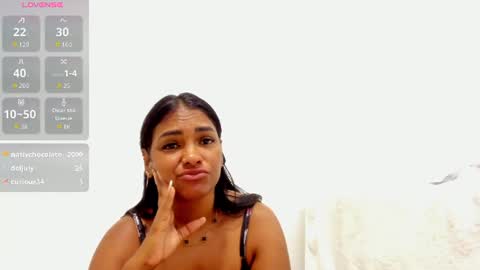 Snapshot of bronzeperla111 chatting on July 23, 2026, 1:58 am Perla online show from July 23, 2026, 1:58 am
