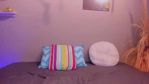 Snapshot of brook888_ chatting on February 5, 2026, 4:17 am Brook online show from February 5, 2026, 4:17 am