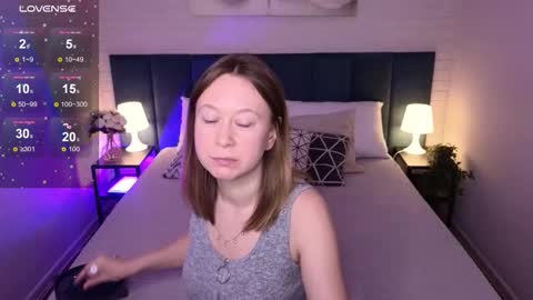 Lady Brooke online show from December 5, 2025, 9:00 pm