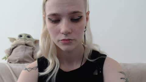brookewylde_20 online show from June 6, 2026, 10:09 am