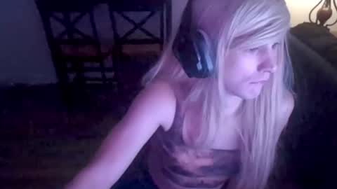 Snapshot of brookiebabyyyx3 chatting on January 6, 2025, 11:07 am brooke online show from January 6, 2025, 11:07 am