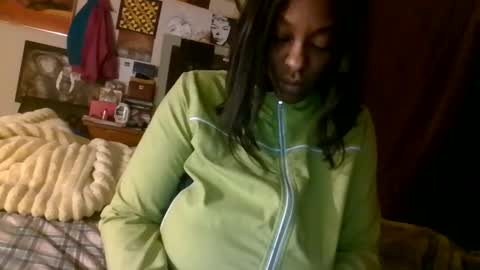 Snapshot of brooklyninfinity chatting on October 28, 2025, 10:45 pm brooklyninfinity online show from October 28, 2025, 10:45 pm