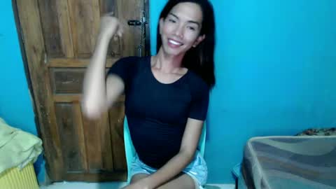 Snapshot of brown_sugar143 chatting on June 17, 2026, 12:50 pm brown_sugar143 online show from June 17, 2026, 12:50 pm