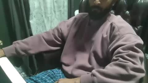 Snapshot of brownbd32 chatting on December 18, 2024, 11:08 pm brownbd32 online show from December 18, 2024, 11:08 pm