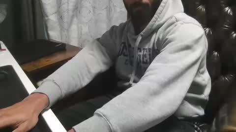 Snapshot of brownbd32 chatting on January 21, 2025, 11:13 pm brownbd32 online show from January 21, 2025, 11:13 pm