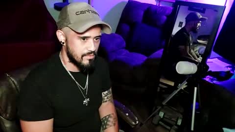 brownboyt online show from June 19, 2026, 2:27 am