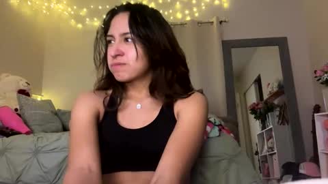 brownbunny212 online show from January 23, 2025, 5:24 am