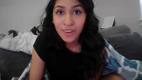 brownbunny212 online show from February 18, 2026, 8:38 pm