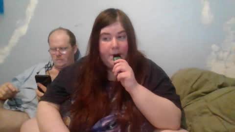 Snapshot of browneyedbeauty6969 chatting on November 17, 2025, 3:23 am Beauty online show from November 17, 2025, 3:23 am