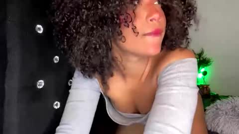 miss muller online show from December 1, 2025, 9:53 pm