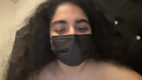 browngoddess1698 online show from January 3, 2025, 11:01 pm