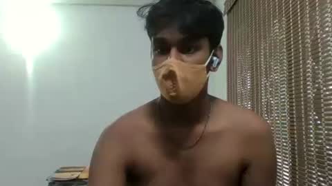 Snapshot of brownguy2505 chatting on December 25, 2024, 10:50 am brownguy2505 online show from December 25, 2024, 10:50 am