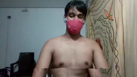 Snapshot of brownguy2505 chatting on January 18, 2025, 1:29 pm brownguy2505 online show from January 18, 2025, 1:29 pm