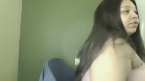 Snapshot of brownsugar0910 chatting on February 4, 2026, 9:53 pm EtherealLilac online show from February 4, 2026, 9:53 pm