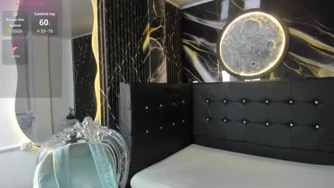 Bruja SCarlata online show from October 11, 2025, 10:14 am