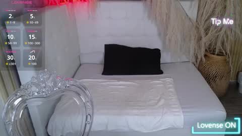 Bruja SCarlata online show from October 16, 2025, 10:16 am