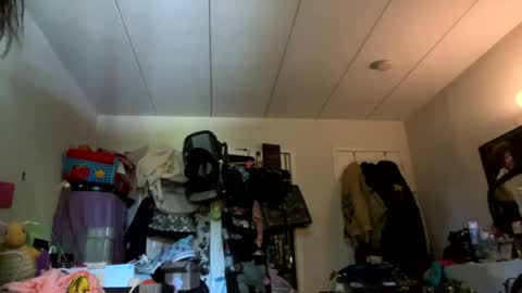 Snapshot of brujaxgrey chatting on July 25, 2026, 7:11 pm Brujaxgrey online show from July 25, 2026, 7:11 pm