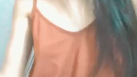 brunela online show from May 18, 2026, 3:29 pm