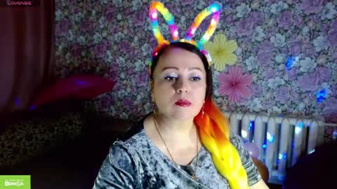 Julia online show from April 2, 2026, 9:34 pm