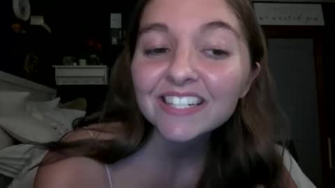 brunettebaby040 online show from October 8, 2025, 3:59 am