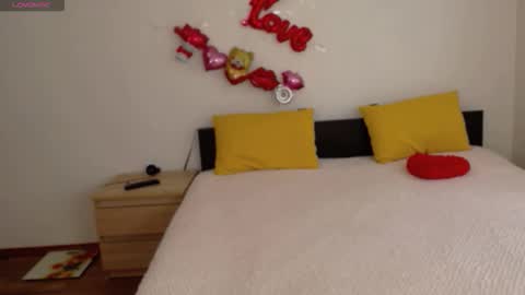 Snapshot of brunettgirl_ chatting on October 14, 2025, 10:16 am Ellis online show from October 14, 2025, 10:16 am