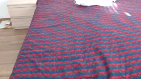 Ellis online show from April 4, 2026, 5:38 am