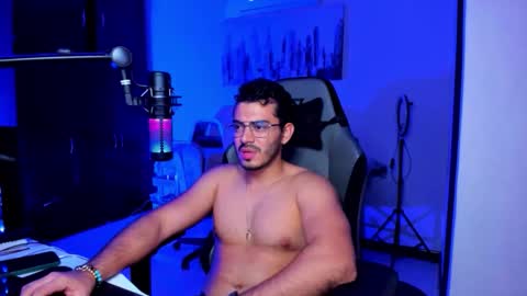 Bruno online show from November 15, 2025, 11:21 pm