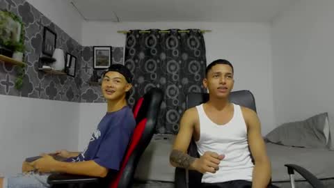 Snapshot of bruno_snow chatting on September 14, 2025, 4:00 am bruno_snow online show from September 14, 2025, 4:00 am