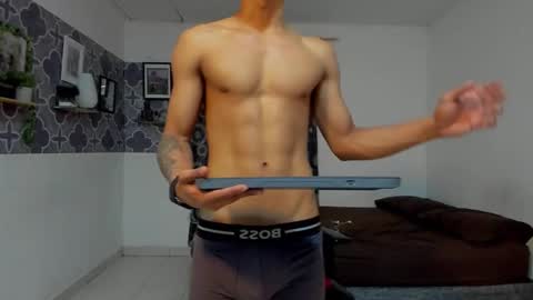 Snapshot of bruno_snow chatting on November 6, 2025, 4:13 am bruno_snow online show from November 6, 2025, 4:13 am