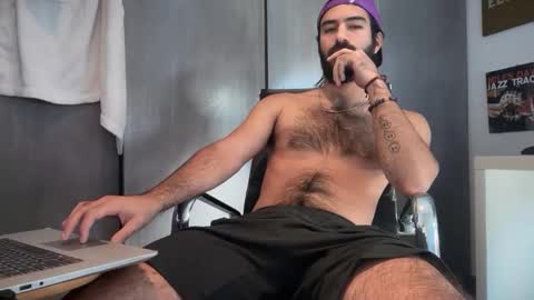 brunobaibe online show from November 12, 2025, 3:45 pm