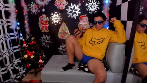 Snapshot of brunocuttie94 chatting on December 29, 2024, 8:26 pm Join my fan club here 150 tokens a month online show from December 29, 2024, 8:26 pm