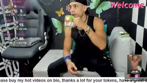 Snapshot of brunocuttie94 chatting on March 3, 2025, 5:29 pm Join my fan club here 150 tokens a month online show from March 3, 2025, 5:29 pm