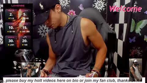Snapshot of brunocuttie94 chatting on October 19, 2025, 5:13 pm Join my fan club here 150 tokens a month online show from October 19, 2025, 5:13 pm