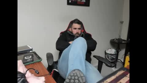 Snapshot of brutalmaster1983 chatting on October 26, 2025, 5:52 pm BRUTALMASTER1983 online show from October 26, 2025, 5:52 pm