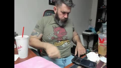 Snapshot of brutalmaster1983 chatting on April 18, 2026, 4:44 pm BRUTALMASTER1983 online show from April 18, 2026, 4:44 pm