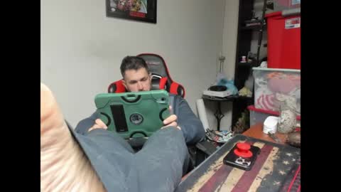 Snapshot of brutalmaster1983 chatting on April 29, 2026, 10:49 pm BRUTALMASTER1983 online show from April 29, 2026, 10:49 pm