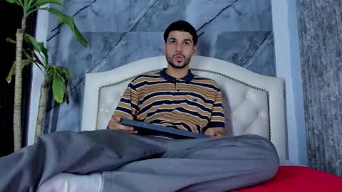 Snapshot of bry_dalton chatting on February 18, 2026, 4:52 am Bry Dalton online show from February 18, 2026, 4:52 am