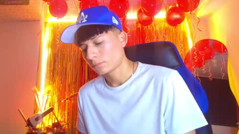 BRYAM INDEPENDENT MODEL online show from September 25, 2025, 8:40 am