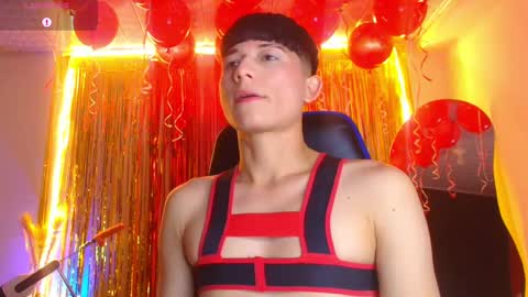 BRYAM INDEPENDENT MODEL online show from September 26, 2025, 1:09 am