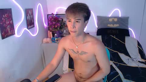 Snapshot of bryan_________ chatting on October 2, 2025, 9:11 pm BRYAN JEMY online show from October 2, 2025, 9:11 pm