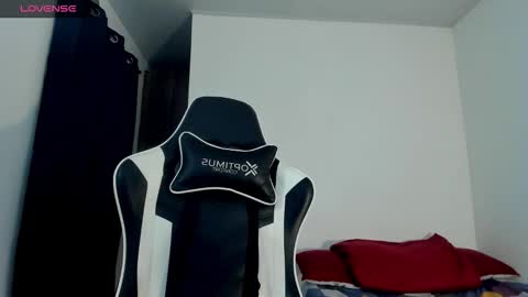 bryan_oficials online show from December 18, 2025, 5:02 am