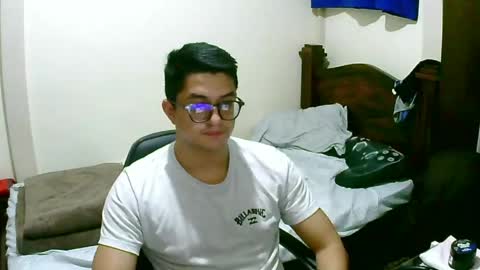 Snapshot of bryanbendy chatting on May 16, 2026, 10:41 pm bryanbendy online show from May 16, 2026, 10:41 pm