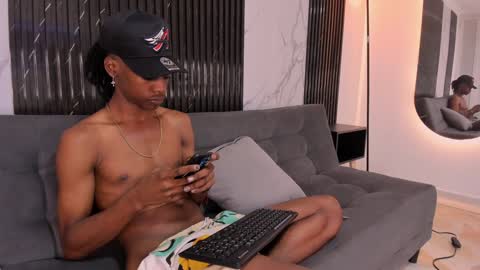 Bryxon  online show from December 28, 2024, 6:28 am