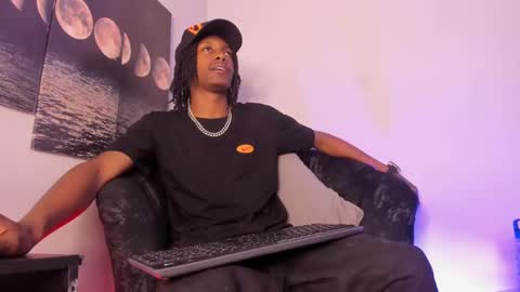 Bryxon  online show from September 15, 2025, 3:45 pm