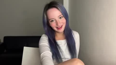 bubble_b00 online show from February 26, 2025, 11:41 am